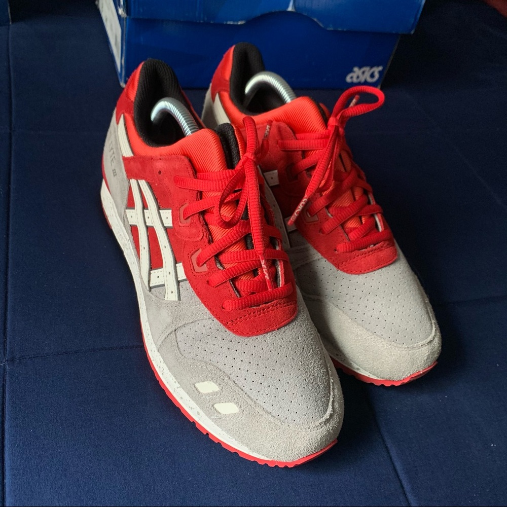 SOLD! ASICS Gel-Lyte III - Picture 4 of 6